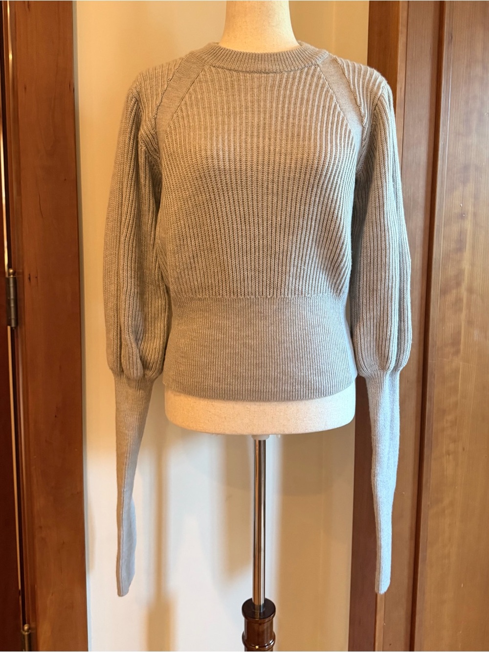 Veronica Beard Light Gray Knit Balloon Puff-Sleeve Merino Wool Sweater